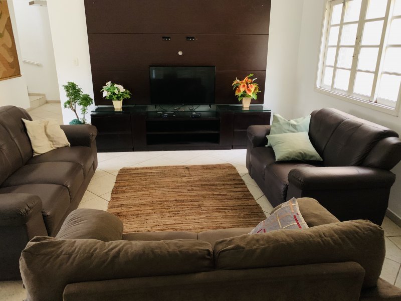 imóvel com 260m² - Praia da Enseada - Guarujá