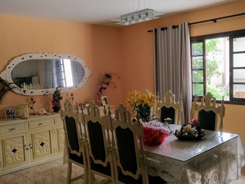 imóvel com 353m² - Xaxim - Curitiba