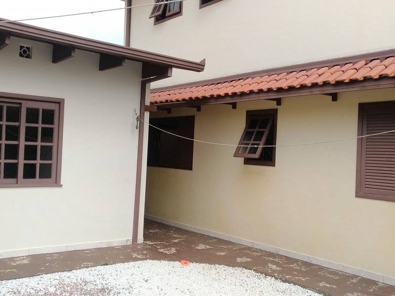 imóvel com 353m² - Xaxim - Curitiba