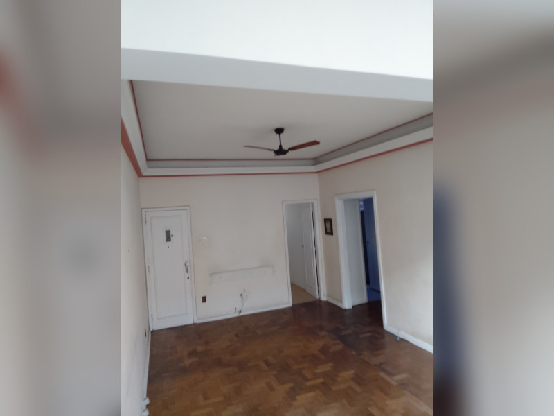 Apartamento à venda Copacabana com 120m² e 3 quartos por R$ 967.000 - sala-atual-sem-moveis.jpg