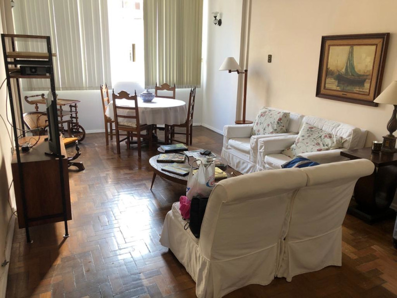 Apartamento à venda Copacabana com 120m² e 3 quartos por R$ 967.000 - sala-com-moveis-2.jpeg
