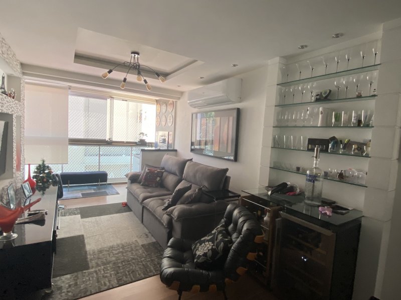 Apartamento à venda Icaraí com 82m² e 2 quartos por R$ 680.000 - 283016775-0a1f42b4-c6e2-447f-b2d4-dda29fa1411b.jpeg