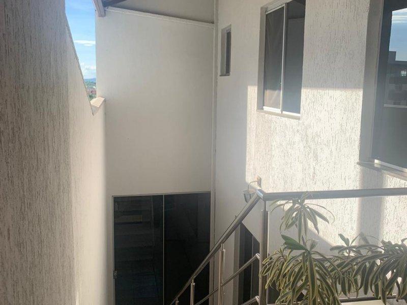 Casa à venda Europa com 247m² e 3 quartos por R$ 660.000 - 1660359795-5c015316-c629-4bfe-88d2-cbe12ba8ba0e.jpeg