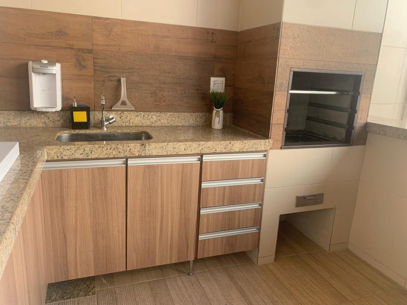 Casa à venda Europa com 247m² e 3 quartos por R$ 660.000 - 2084246008-5385bbb0-d06a-4746-8987-a046ed6579b0.jpeg