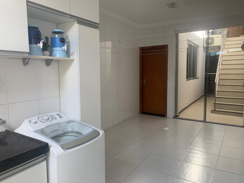 Casa à venda Europa com 247m² e 3 quartos por R$ 660.000 - 310605731-8cb966db-6bad-4ab4-a40e-4b0345ad9651.jpeg