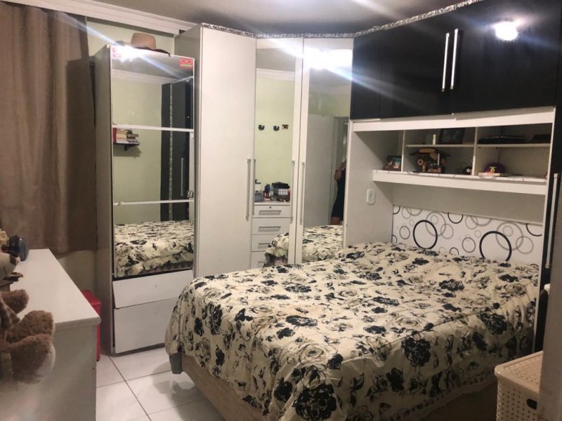 Apartamento à venda Vila Maracana com 60m² e 3 quartos por R$ 300.000 - 51242178-quarto-de-casal.jpeg