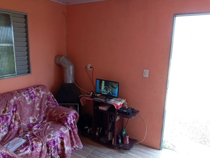 Casa à venda Interior  com 10m² e 2 quartos por R$ 87.000 - 947723469-bdc596c0-3f33-42fa-b7eb-5a187c7ff98c.jpg