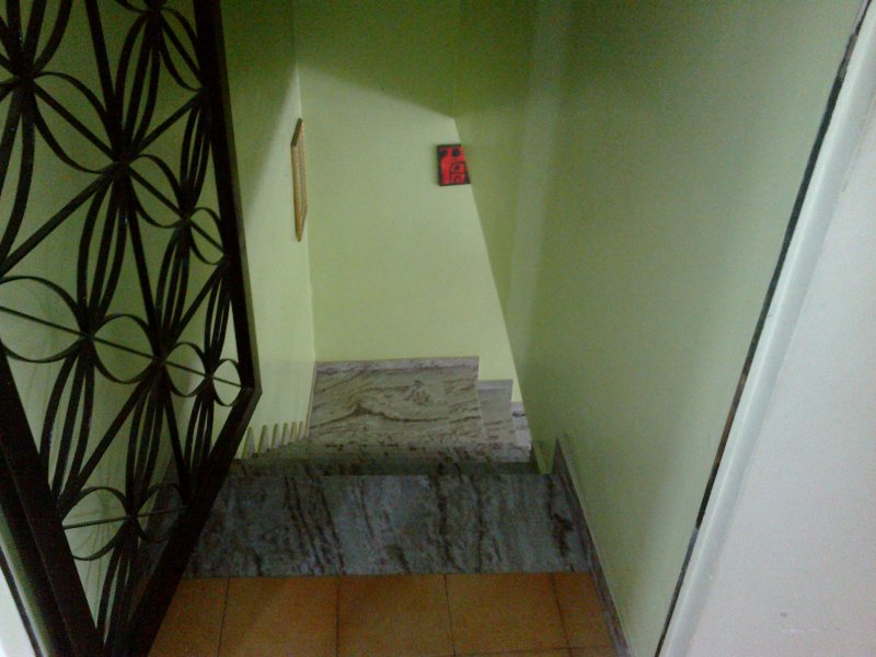 Casa à venda Pavuna com 240m² e 3 quartos por R$ 350.000 - 1943561653-escada.jpg