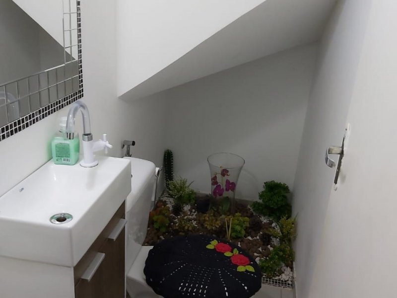 Casa de condomínio à venda Vila Taquari com 109m² e 2 quartos por R$ 280.000 - 612865222-lavabo-terreo.jpg