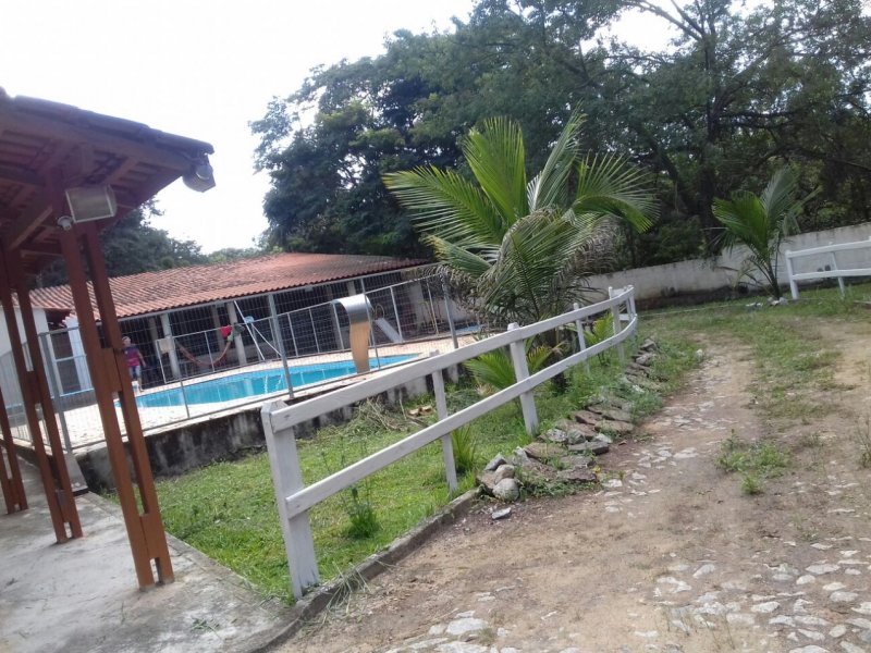 Chácara à venda Barreiras com 5000m² e 3 quartos por R$ 400.000 - 2038826156-whatsapp-image-2020-12-06-at-13.jpeg