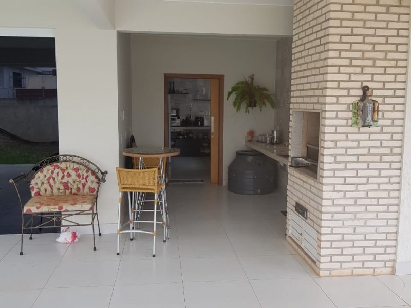 Casa à venda Taquari com 235m² e 3 quartos por R$ 1.350.000 - 1921505942-churrasqueira.jpeg