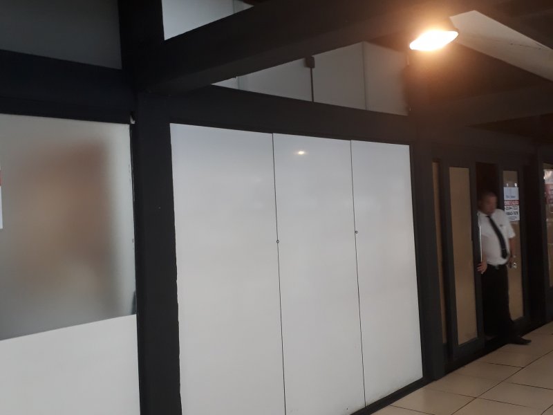 Comercial à venda Itaipava com 41m² e 1 quarto por R$ 250.000 - 1704266939-20200905-113512.jpg