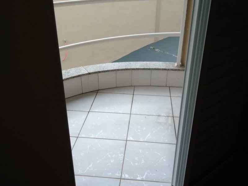 Casa de condomínio à venda Bairro dos Casa com 157m² e 3 quartos por R$ 498.000 - 399477108-sacada-suite.jpg