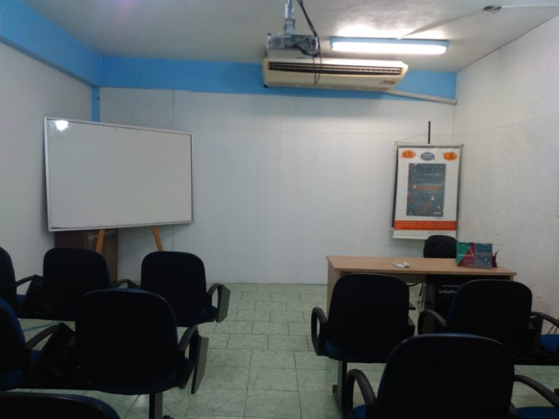 Comercial para alugar Cachoeirinha com 200m² e 1 quarto por R$ 1.500 - 1788996042-3.jpeg