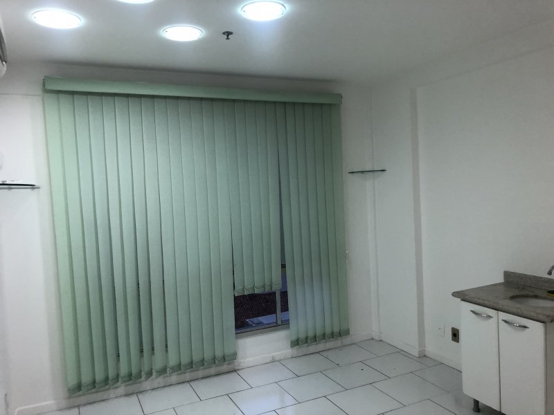 Comercial à venda Icaraí com 35m² e 3 quartos por R$ 210.000 - 1984229246-3a9151dc-ec0a-4aa4-b06e-3a49bfc77ba1.jpeg