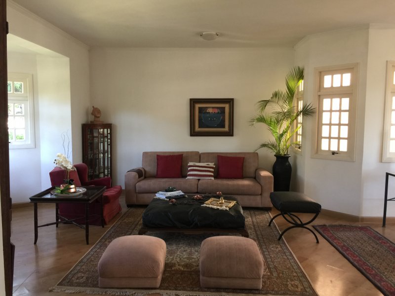 imóvel com 340m² - Aldeia da Serra - Santana de Parnaiba