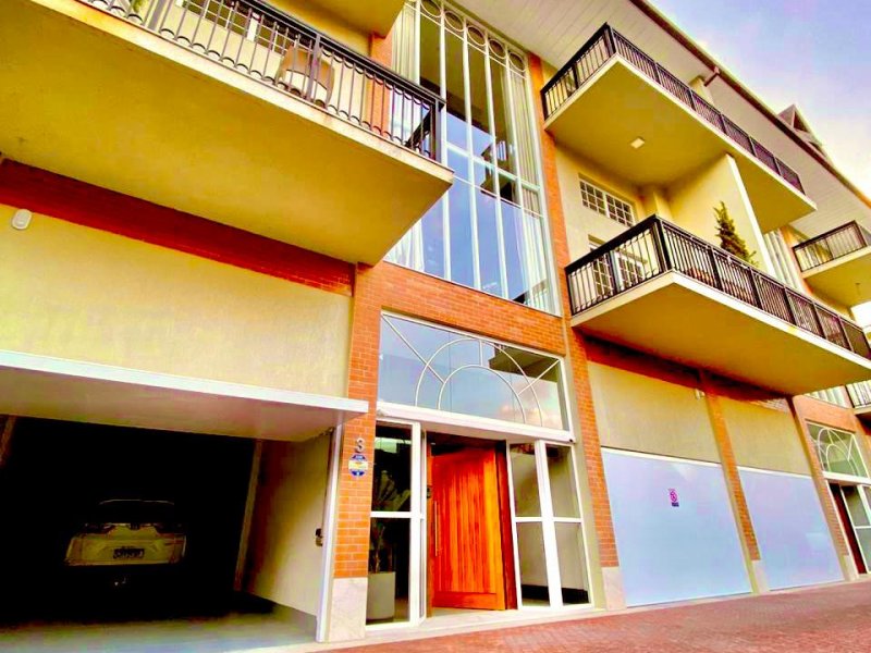 Casa de condomínio à venda Itaipava com 400m² e 5 quartos por R$ 3.900.000 - 1201750520-eff92973-270d-4a50-a311-aca20fcddb61.jpeg