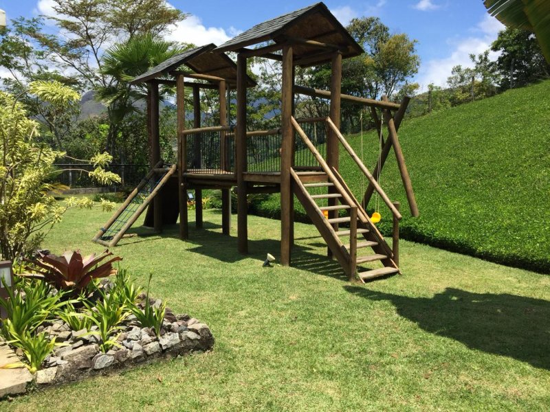 Casa de condomínio à venda Itaipava com 400m² e 5 quartos por R$ 3.900.000 - 1919529575-playground-1.jpeg