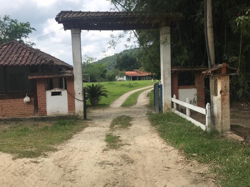 Chácara à venda Guapimirim com 492m² e 7 quartos por R$ 2.300.000 - 507825032-1083790f-22ef-47a5-812b-594ffacf5602.jpeg