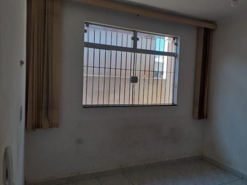 Casa à venda Vila Fleming com 209m² e 2 quartos por R$ 310.000 - 1192266390-sala.jpg