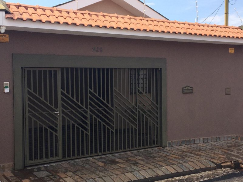Casa à venda Vila Tiberio com 160m² e 3 quartos por R$ 350.000 - 1235807072-78d07bea-7e29-4b74-835d-95a54da9663c.jpg