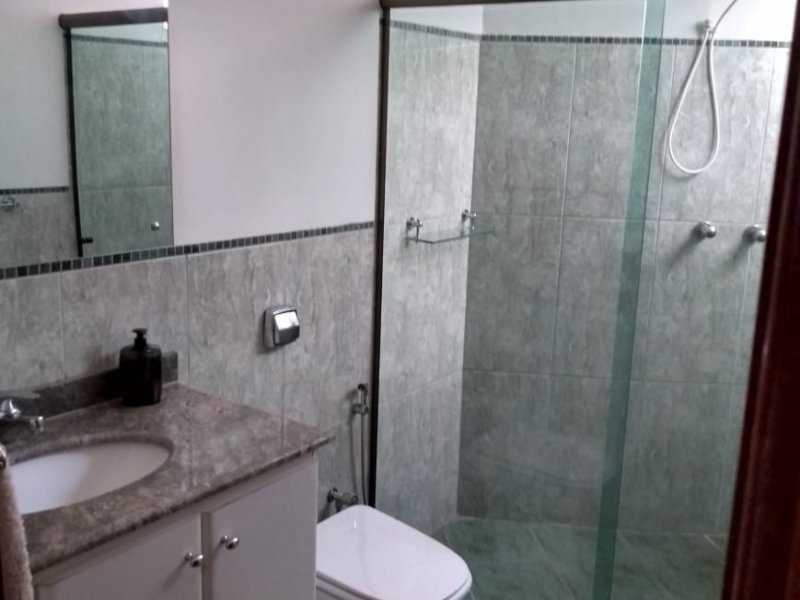 Casa à venda Vila Cidade Industrial (Vila Xavier) com 238m² e 3 quartos por R$ 620.000 - 211528364-banheirosocial.jpeg