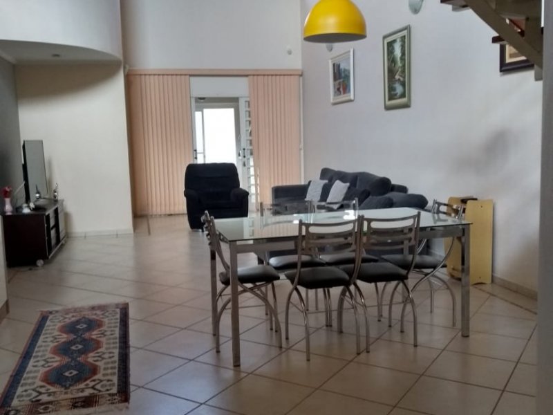 Casa à venda Vila Cidade Industrial (Vila Xavier) com 238m² e 3 quartos por R$ 620.000 - 452579234-salatvjantar2.jpeg