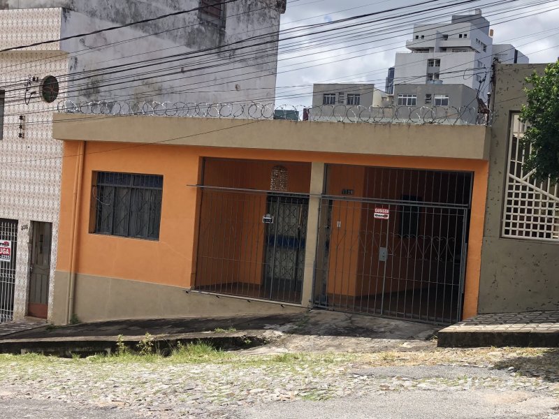 Casa à venda Centro com 110m² e 3 quartos por R$ 550.000 - 1545440407-3022ae2f-a699-4573-8929-e9983e40124c.jpeg