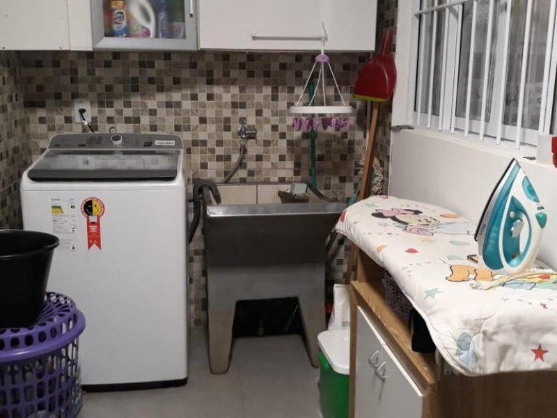 Casa à venda Esmeralda com 110m² e 3 quartos por R$ 350.000 - 989276397-whatsapp-image-2020-12-08-at-19.jpeg