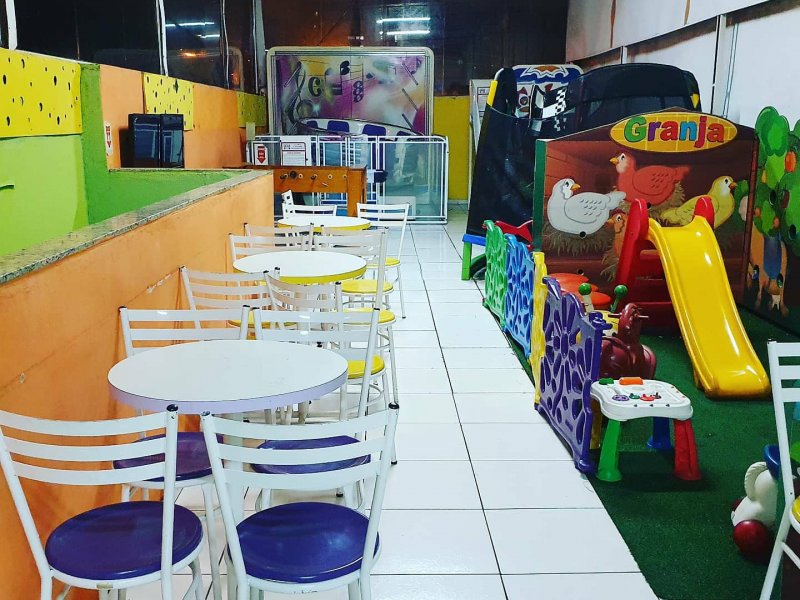Comercial à venda Todos os Santos com 220m² e  quartos por R$ 650.000 - 1485422696-inbound6435479006922650070.jpg
