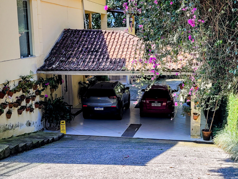 imóvel com 900m² - Ponta Leste - Angra dos Reis