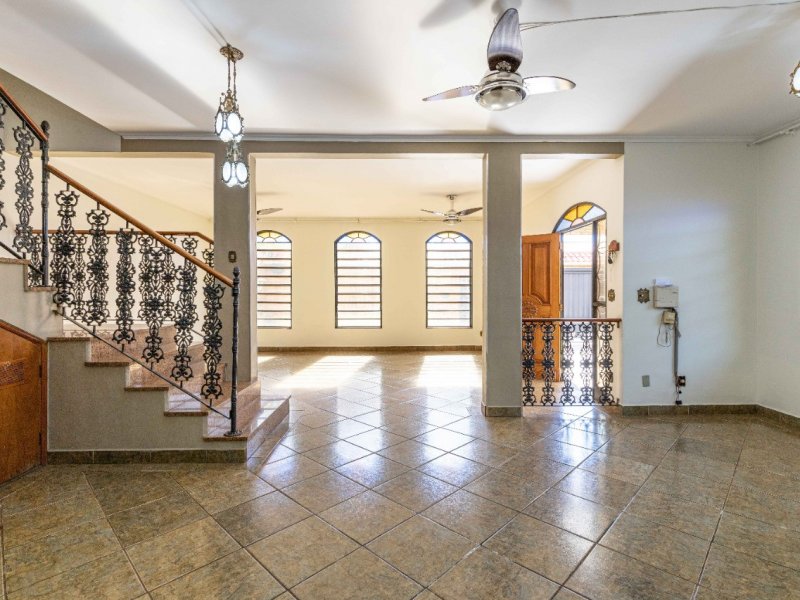 Casa à venda Sumarezinho com 335m² e 4 quartos por R$ 550.000 - 275532421-espaco-conjugado-salas.jpeg