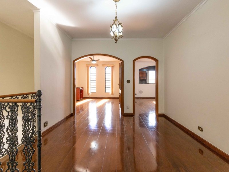 Casa à venda Sumarezinho com 335m² e 4 quartos por R$ 550.000 - 358302658-sala-intima-piso-superior.jpeg