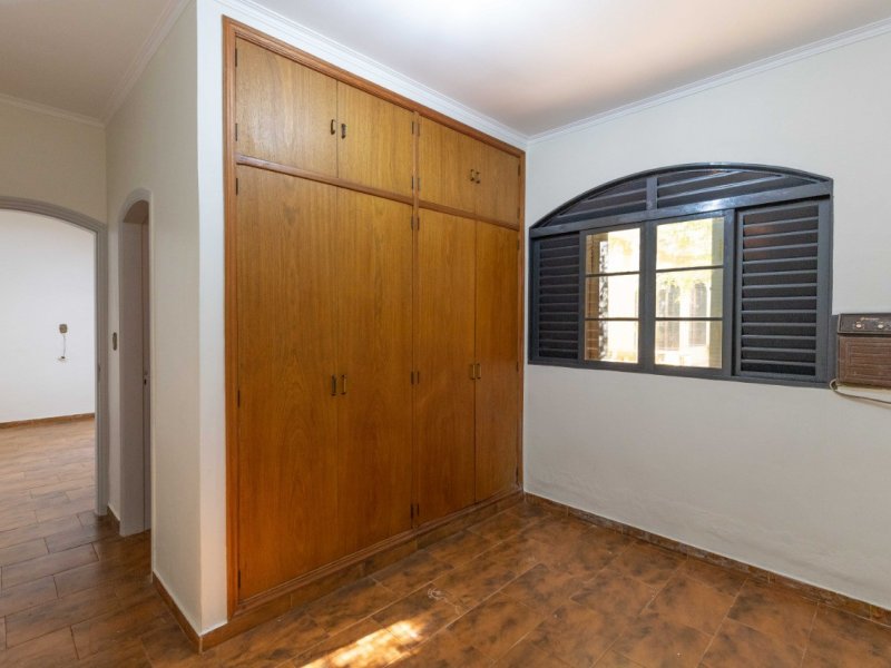 Casa à venda Sumarezinho com 335m² e 4 quartos por R$ 550.000 - 46834959-quarto-da-edicula.jpeg