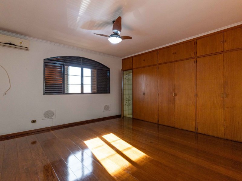 Casa à venda Sumarezinho com 335m² e 4 quartos por R$ 550.000 - 97755930-suite-master.jpeg