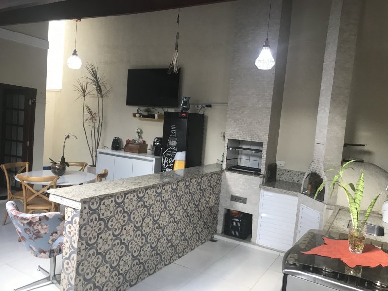 imóvel com 140m² - Jardim Santa Maria - Jacareí