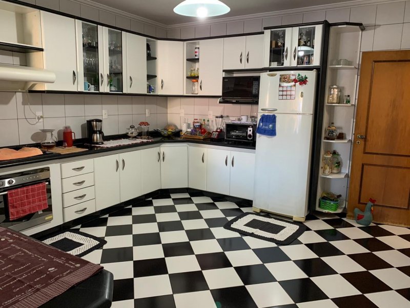 Casa à venda Sobradinho I com 322m² e 5 quartos por R$ 720.000 - 1990588849-resyjizotfkyjgtzwfhns00yzmwltkzntytzdfinjvhymy2otgylmpwzw5f3fc20e664d9.jpg