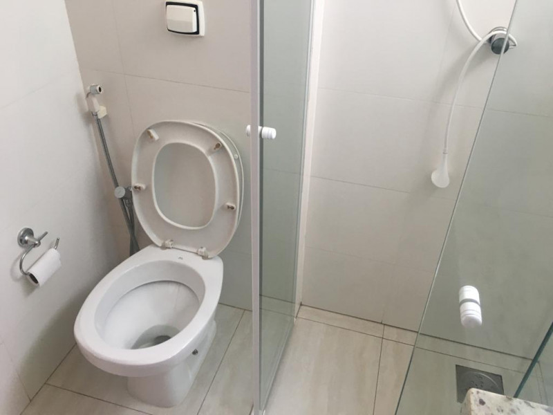 Apartamento à venda Distrito Industrial com 66m² e 2 quartos por R$ 11.940.000 - 1115273585-banheiro-social-2.jpeg