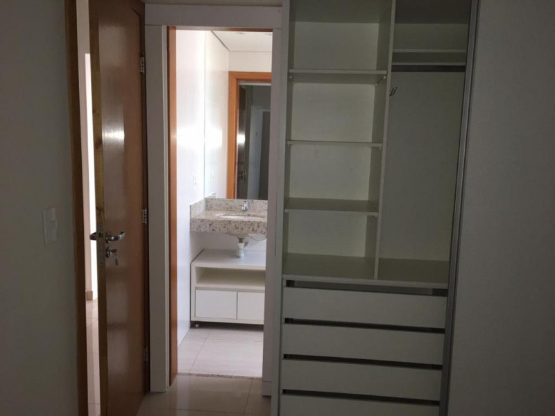 Apartamento à venda Distrito Industrial com 66m² e 2 quartos por R$ 11.940.000 - 2054179843-suite.jpeg