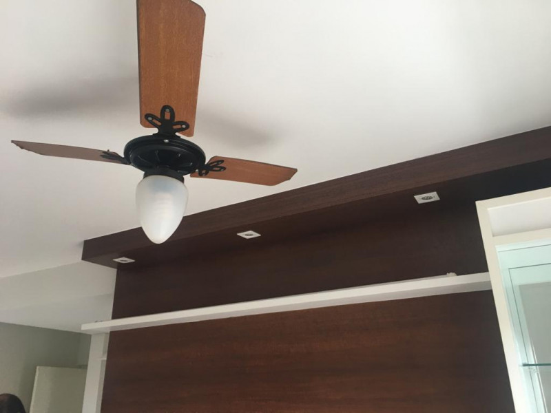 Apartamento à venda Distrito Industrial com 66m² e 2 quartos por R$ 11.940.000 - 2113703187-ventilador-sala.jpeg