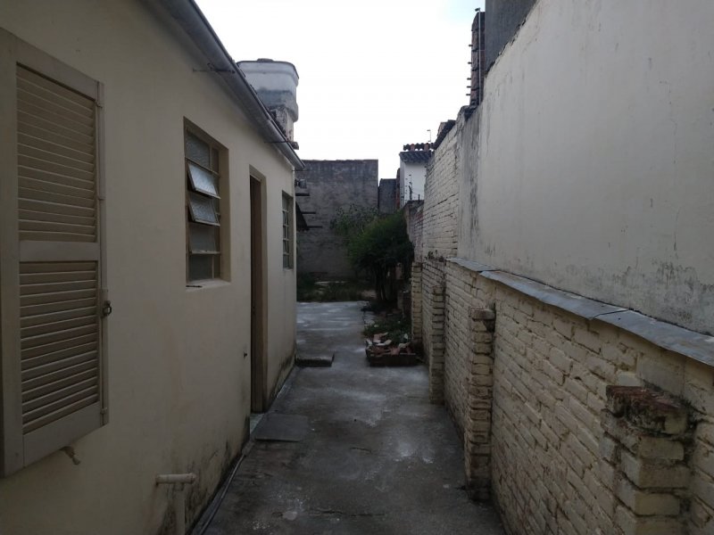 Casa à venda Centro com 160m² e 2 quartos por R$ 190.000 - 828578169-whatsapp-image-2020-12-10-at-16.jpeg