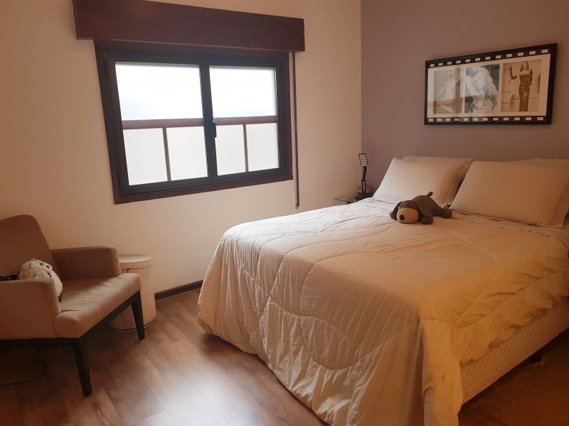 Apartamento à venda Moema com 110m² e 3 quartos por R$ 83.000.000 - 531267329-9-suite.jpg