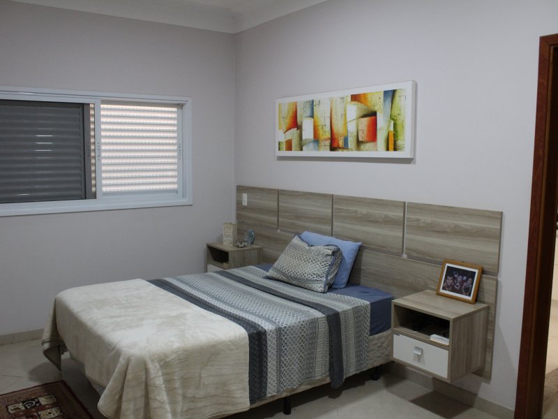 Casa de condomínio à venda Ipanema das Pedras com 473m² e 4 quartos por R$ 1.400.000 - 1100333626-img-1548.JPG