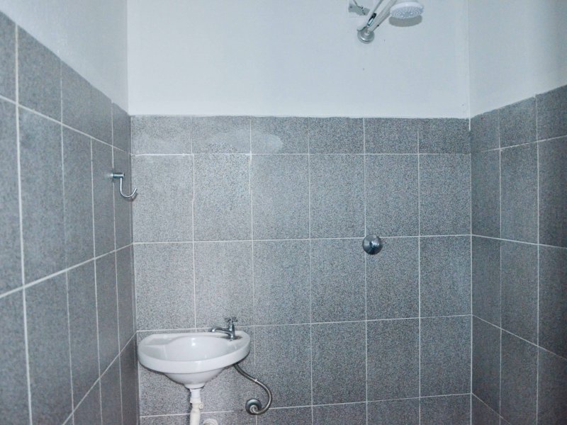 Casa à venda Vila Itapoan com 200m² e 1 quarto por R$ 400.000 - 190005581-casa-02-miracema-18.jpg