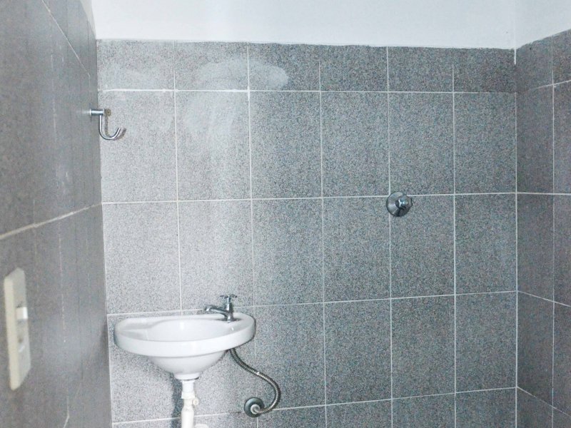 Casa à venda Vila Itapoan com 200m² e 1 quarto por R$ 400.000 - 1905582152-casa-02-miracema-19.jpg