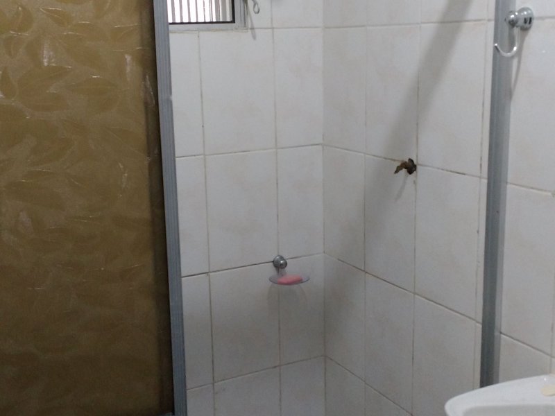 Casa à venda Vila Itapoan com 200m² e 1 quarto por R$ 400.000 - 2071280392-img-20191220-wa0006.jpeg
