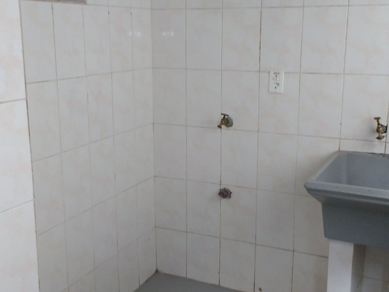 Casa à venda Vila Itapoan com 200m² e 1 quarto por R$ 400.000 - 2133914338-img-20191219-wa0105.jpeg