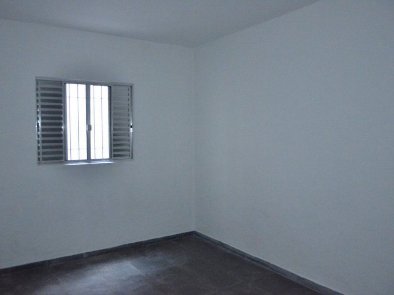 Casa à venda Vila Itapoan com 200m² e 1 quarto por R$ 400.000 - 29757073-casa-03-miracema-2.JPG