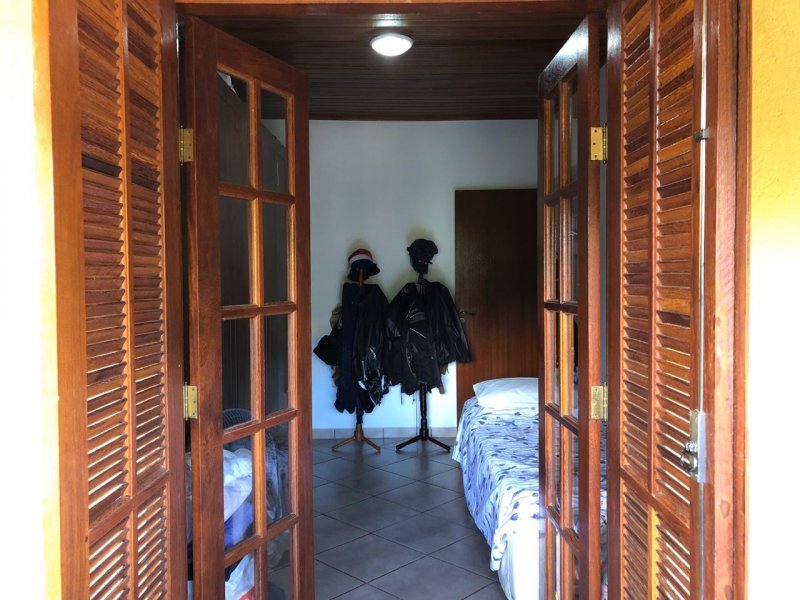 Chácara à venda Centro com 3600m² e 4 quartos por R$ 599.000 - 133824173-246c5a2c-bbc1-4df3-9503-ed2caa51882c.jpeg