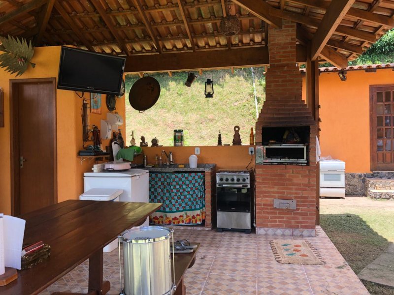 Chácara à venda Centro com 3600m² e 4 quartos por R$ 599.000 - 2011087269-6c537874-8a24-49df-82de-1b3df6dac619.jpeg